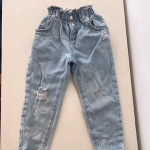 Zara Jeans Paper bag waist with distressing 4t
